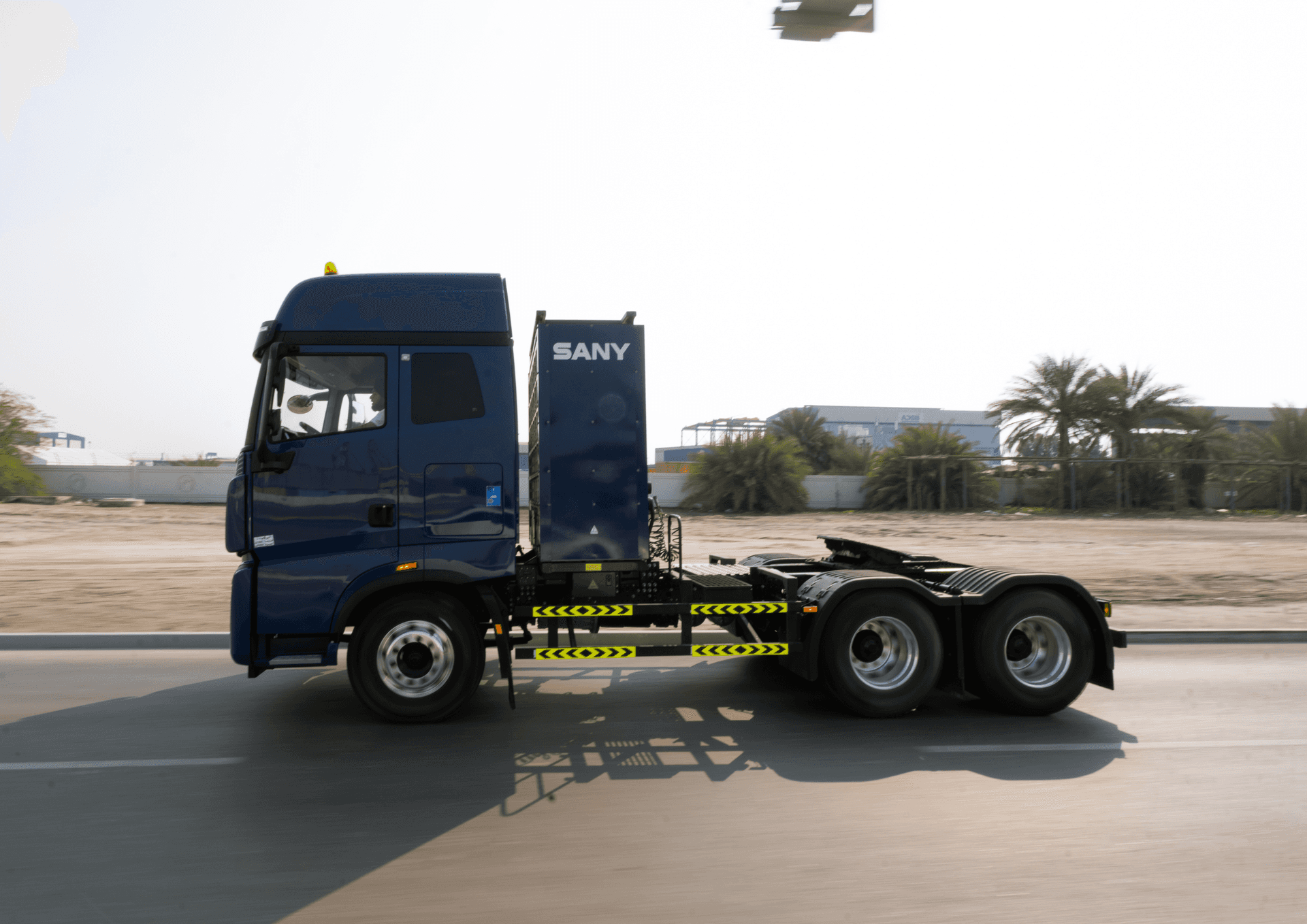 High Cabin for driver's comfort